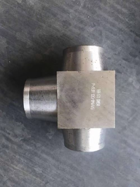 國標(biāo)美標(biāo)彎頭三通管件